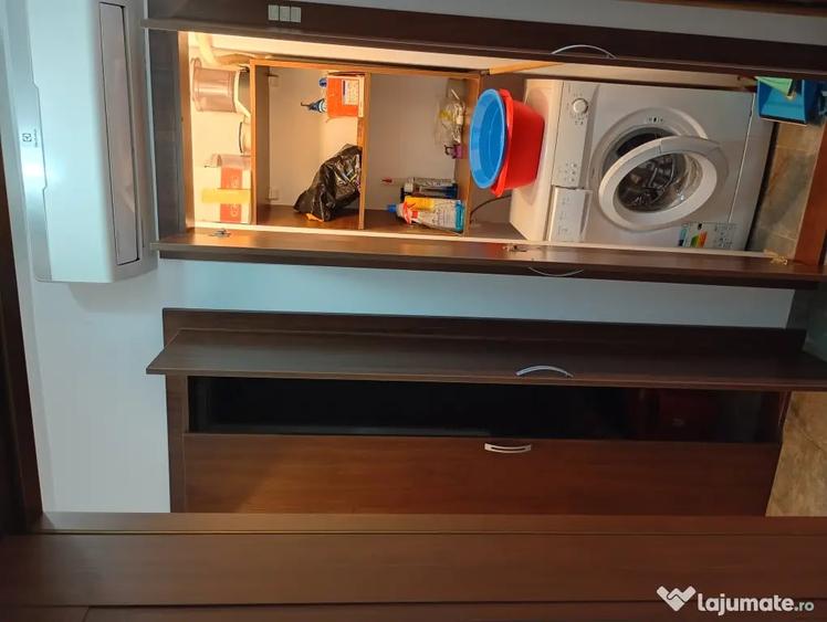 Garsonieră decomandată, mobilată în Universitate