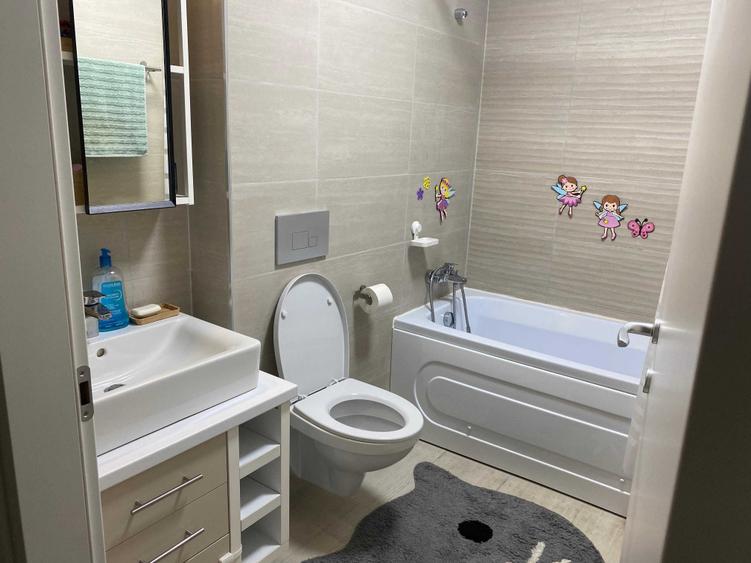 Apartament cu 3 camere în Tunari