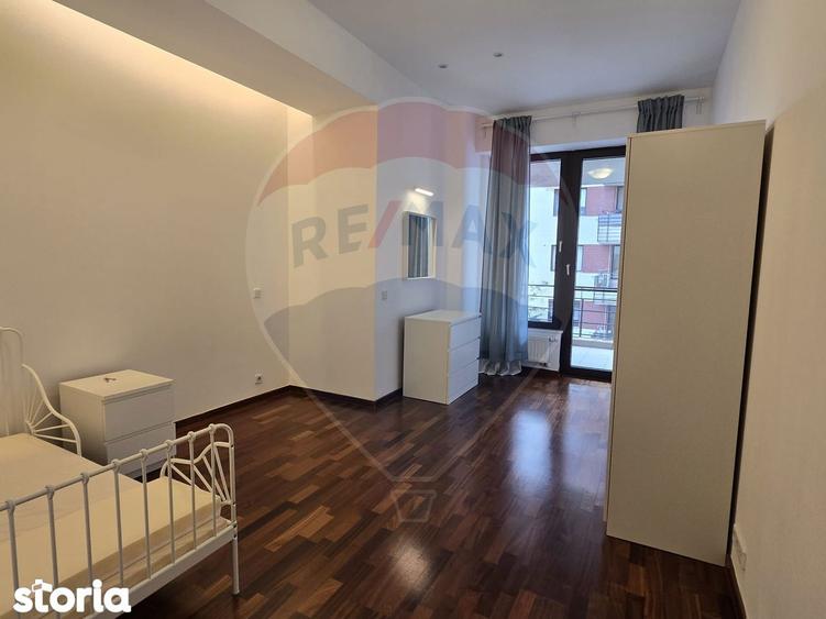 Apartament cu 4 camere decomandat, mobilat în Pipera