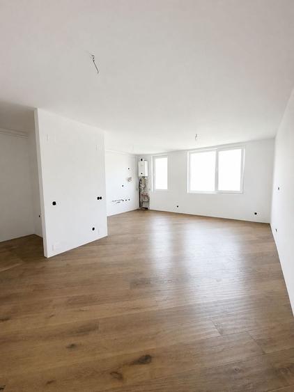 Apartament cu 2 camere semidecomandat în Florești
