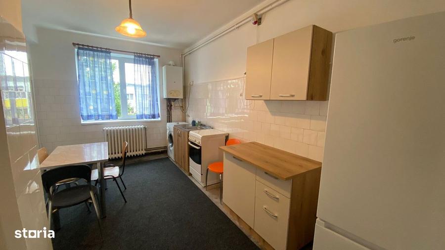 Apartament de inchiriat, 2 camere, 60 mp, Plopilor zona Platinia - 11