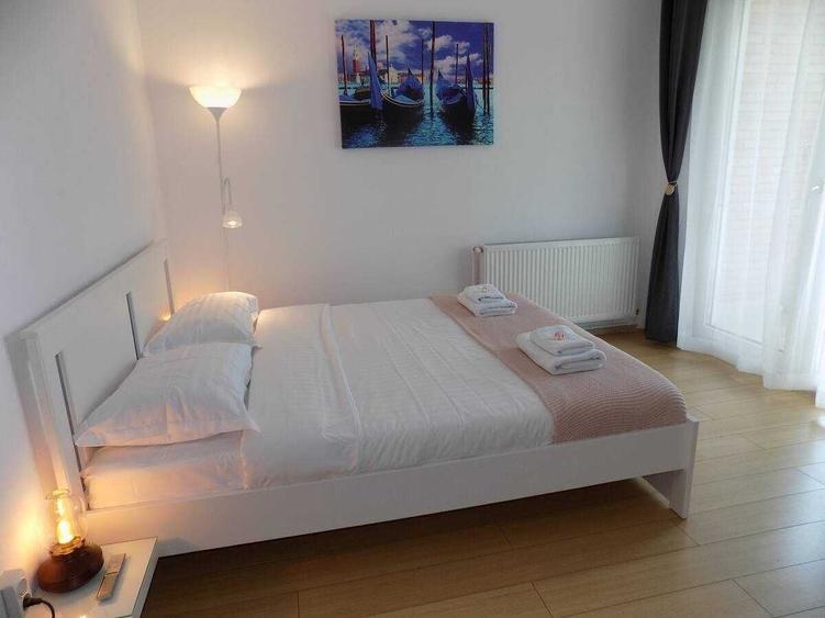 Apartament cu 3 camere semidecomandat în Țiglina 2
