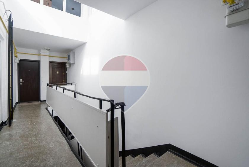Apartament cu 3 camere decomandat în Griviței