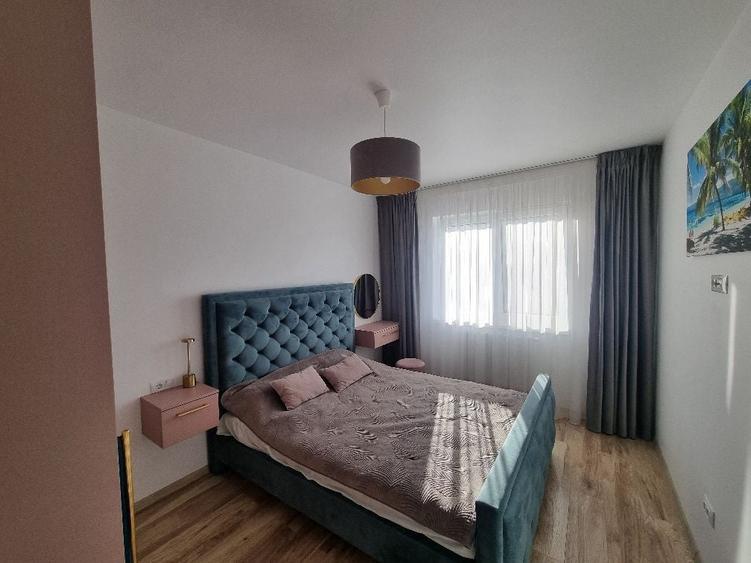 Apartament cu 3 camere decomandat în Drumul Carului