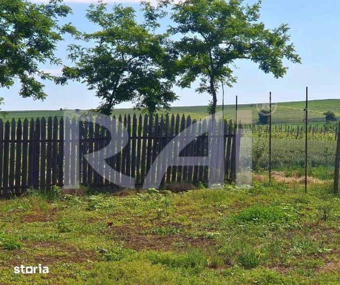 Casă cu 4 camere cu Teren 1000 Mp în Ghercești