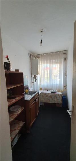 Apartament cu 2 camere semidecomandat în Micro 6