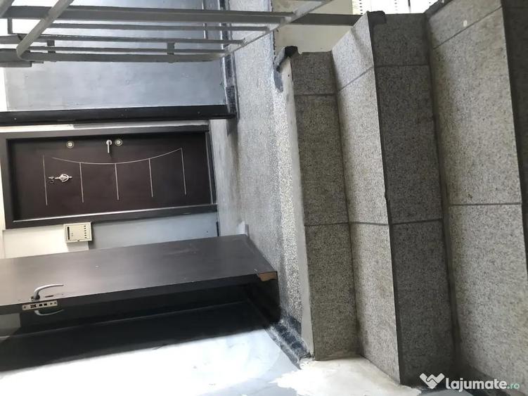 Apartament semidecomandat în Nicolina