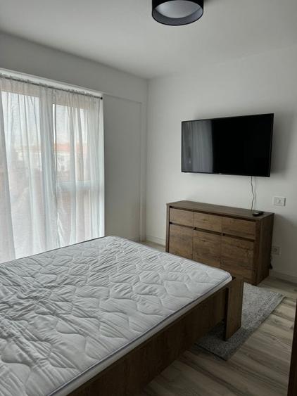 Apartament cu 2 camere semidecomandat, mobilat în Unirii