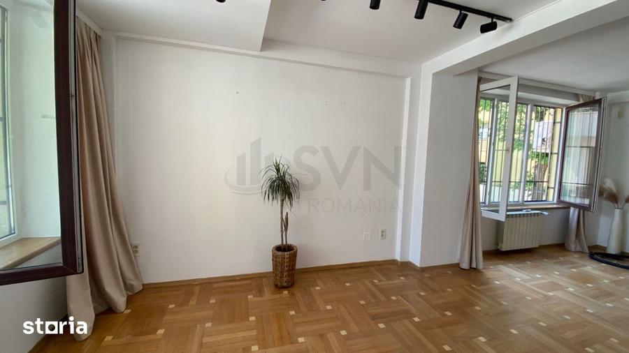 Casă cu 10 camere cu Teren 250 Mp în Herăstrău