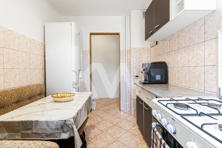 Apartament cu 2 camere semidecomandat, mobilat în Noua