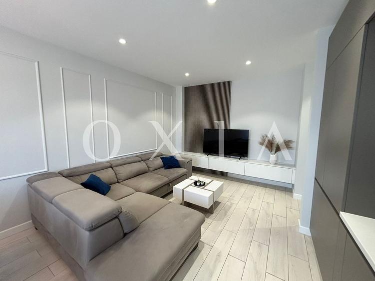 Apartament cu 3 camere semidecomandat, mobilat în Giroc