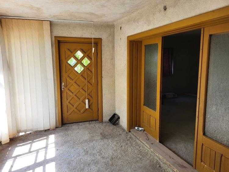 Casă cu 4 camere în Măgureni