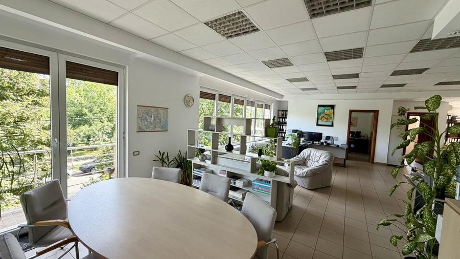 Apartament 237 mp  Barbu Văcărescu – Tei | Vedere Parcul Circului | Garaj - 13
