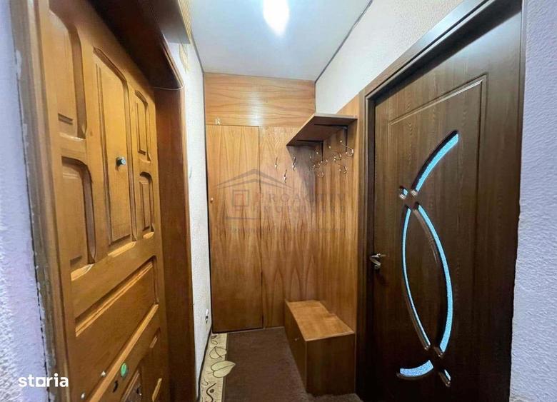 Apartament cu 2 camere, mobilat în Central