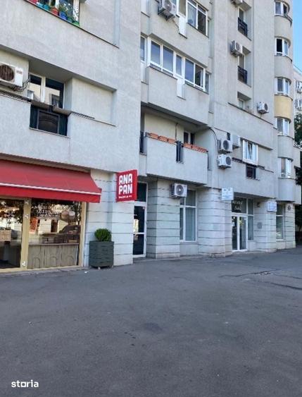 Garsonieră decomandată în Cișmigiu