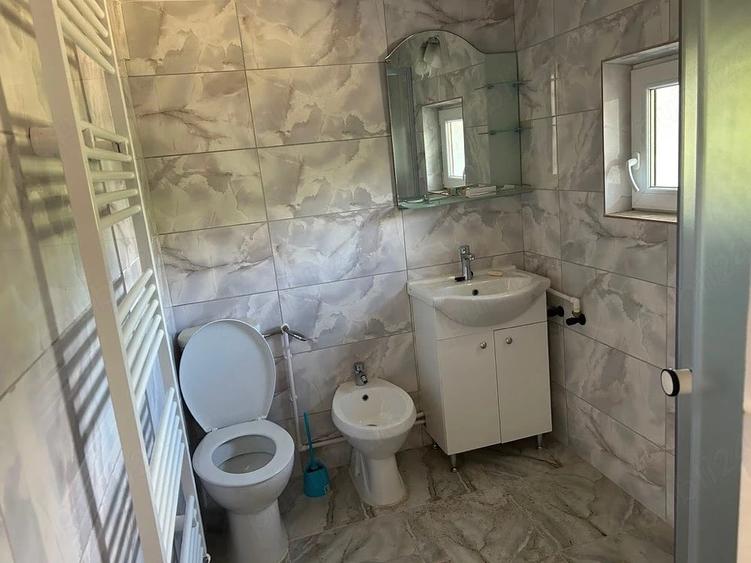 Casă cu Teren 80 Mp în Central