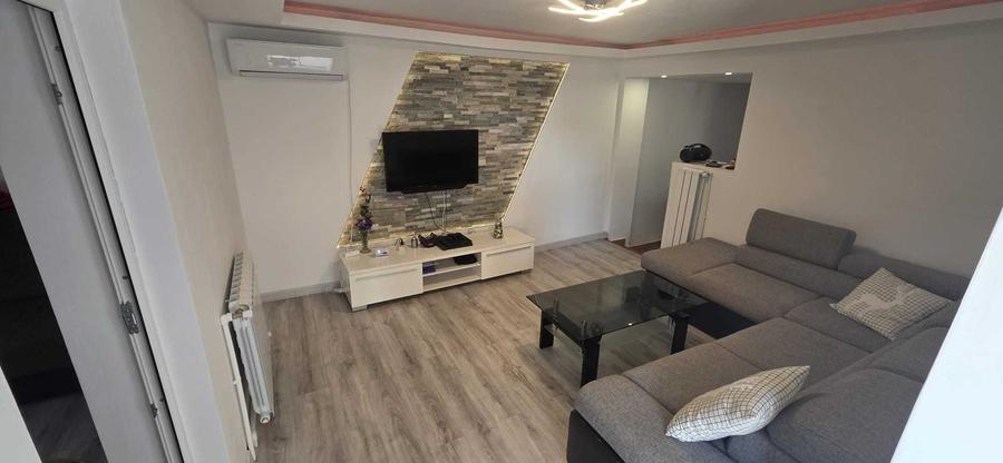 Casă cu 3 camere cu Teren 1100 Mp în Lumina