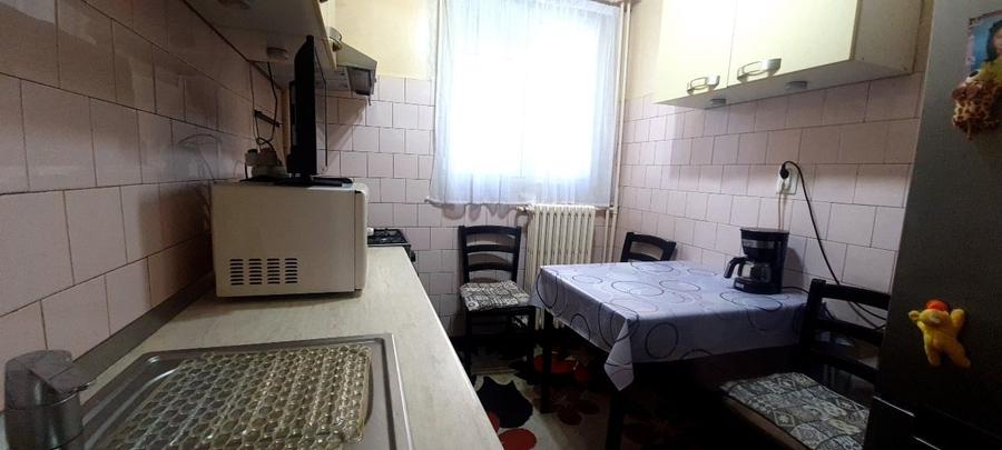 Apartament cu 3 camere decomandat, mobilat în Nicolae Grigorescu