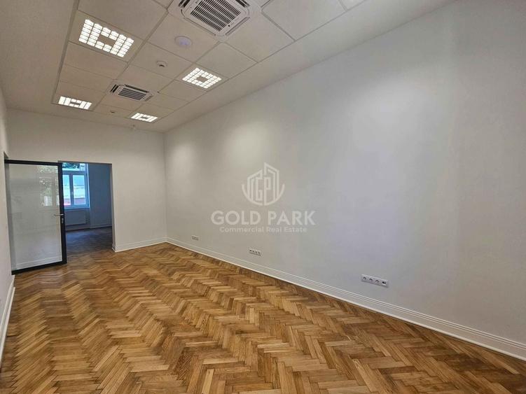 Birou, de 350 mp, în Ultracentral