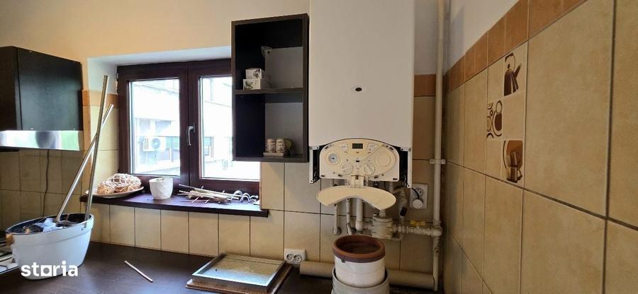 Apartament cu 4 camere în Dacia