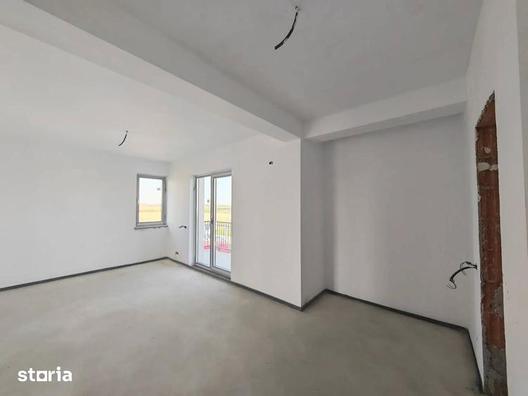 Casă cu 4 camere cu Teren 500 Mp în Mogoșoaia