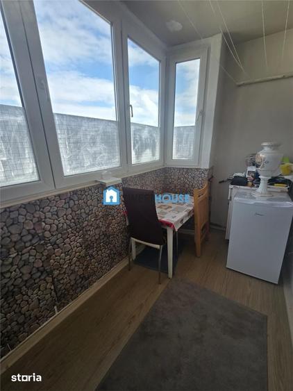 Apartament cu 4 camere semidecomandat în Central