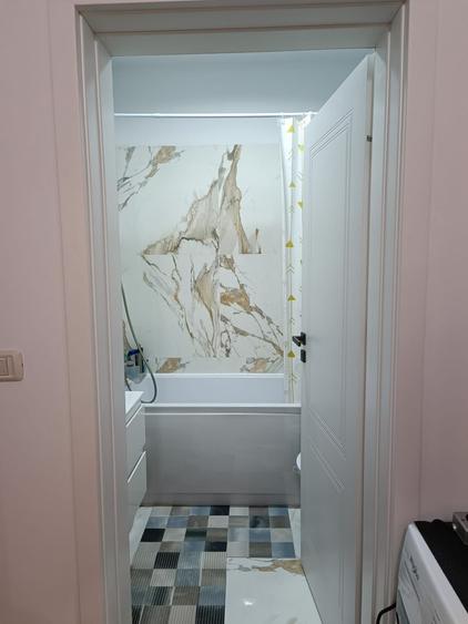Apartament cu 2 camere semidecomandat în Cetate