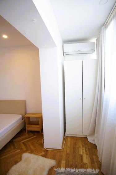 Apartament cu 2 camere semidecomandat în Vitan Mall