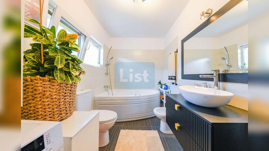 Duplex cu 4 camere cu Canalizare în Florești