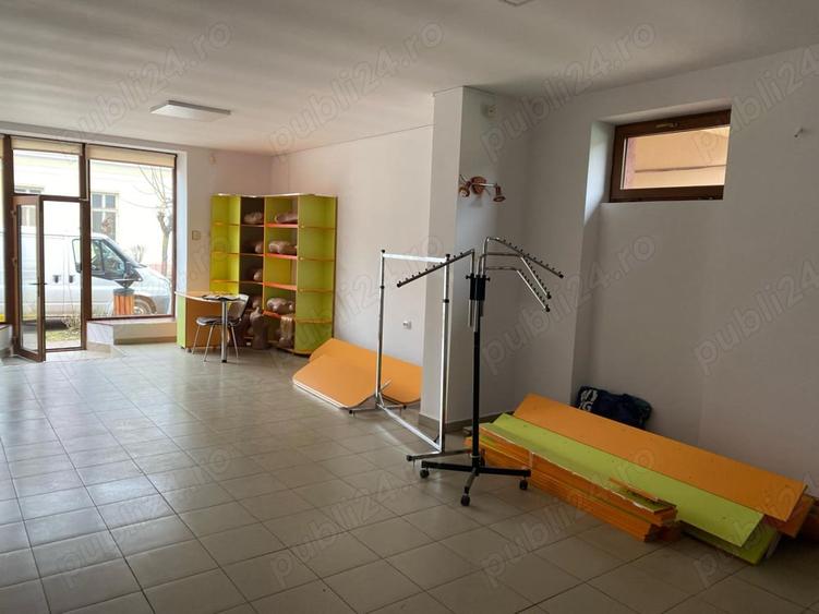 Spațiu comercial, de 60 mp, în Gherla