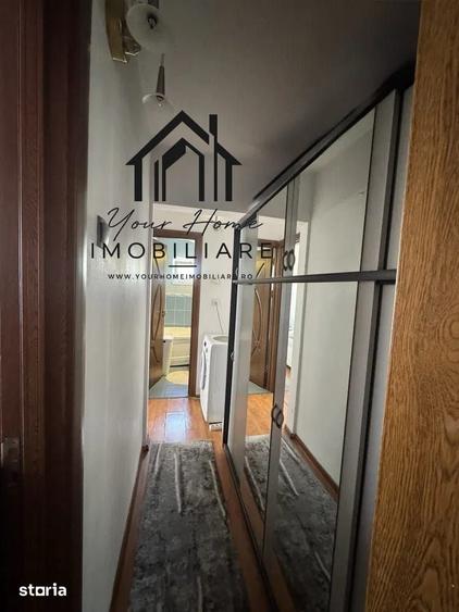 Apartament cu 3 camere semidecomandat în Craiovița Nouă