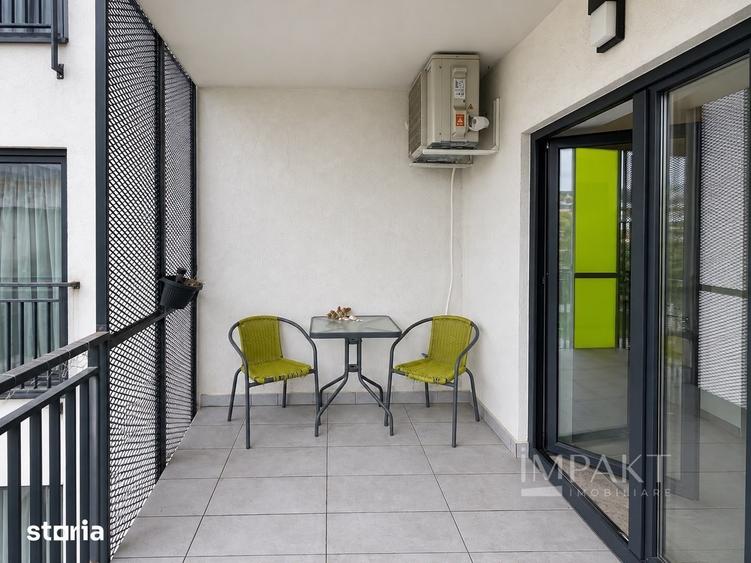 Apartament cu 3 camere semidecomandat în Borhanci