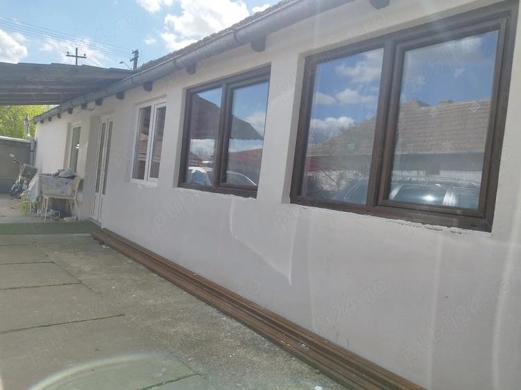Casă cu 3 camere cu Teren 1500 Mp în Macea