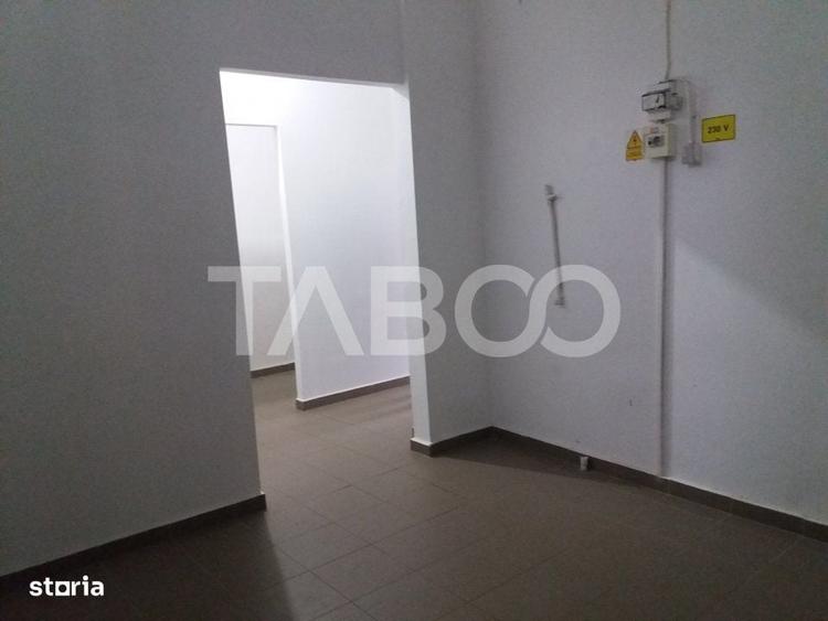 Spațiu comercial, de 80 mp, în Central
