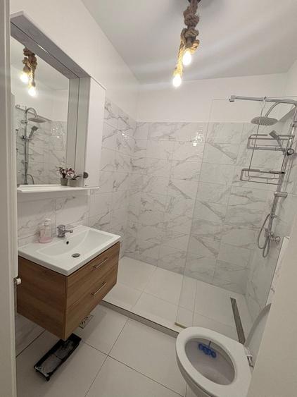Apartament cu 2 camere semidecomandat în Păcurari
