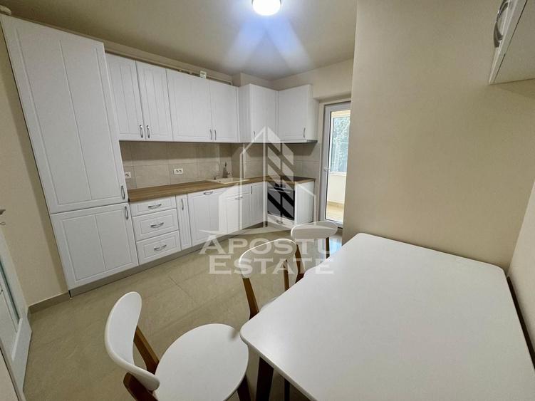 Apartament cu 2 camere decomandat, mobilat în Aradului