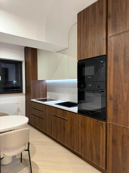 Apartament cu 3 camere decomandat în Pipera
