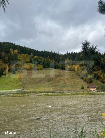 Teren de 30360 mp, în Periferie
