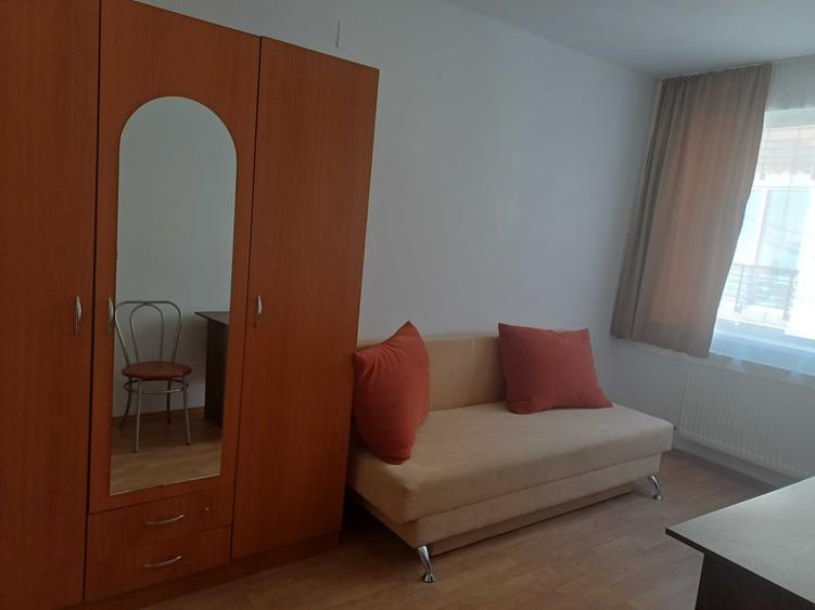 Apartament cu 2 camere decomandat în Zorilor