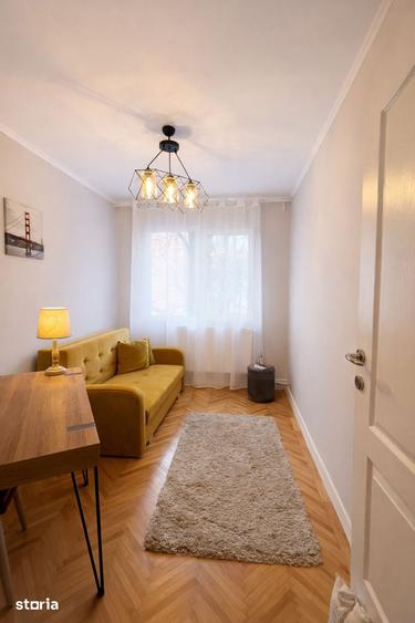 Apartament cu 4 camere în Central