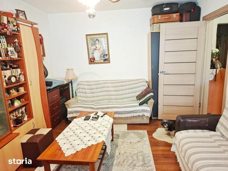 Garsonieră decomandată în Central