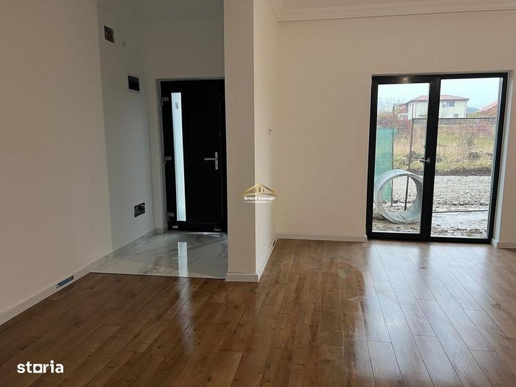 Casă cu 3 camere în Cornești