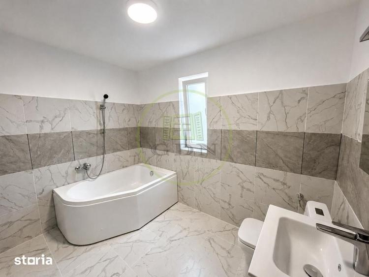 Casă cu 5 camere cu Teren 500 Mp în Corbeanca