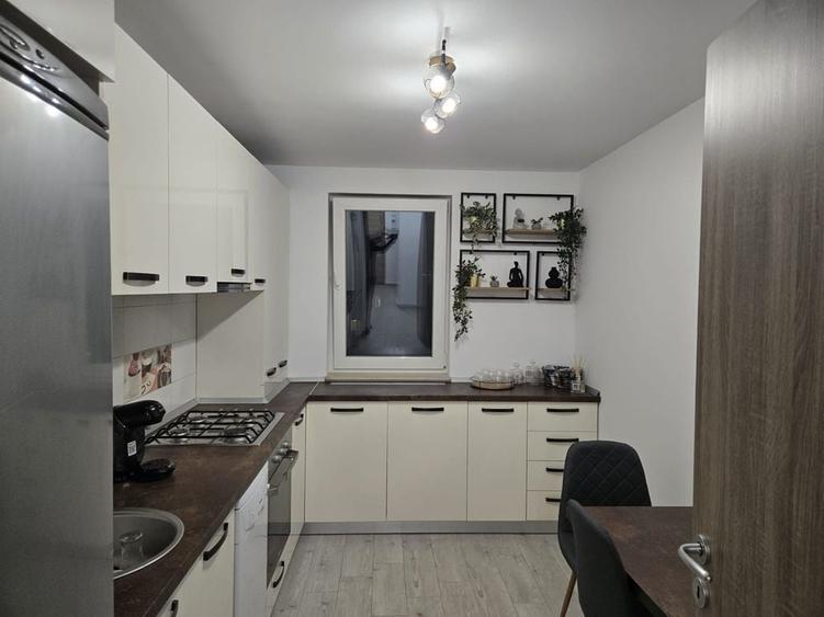 Apartament 2 camere Urban Coresi - 5