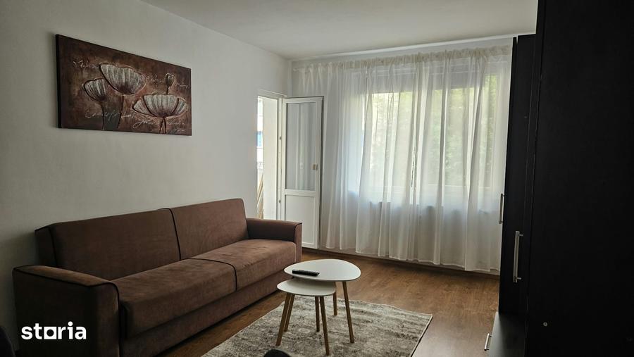 Apartament cu 2 camere decomandat în Crângași