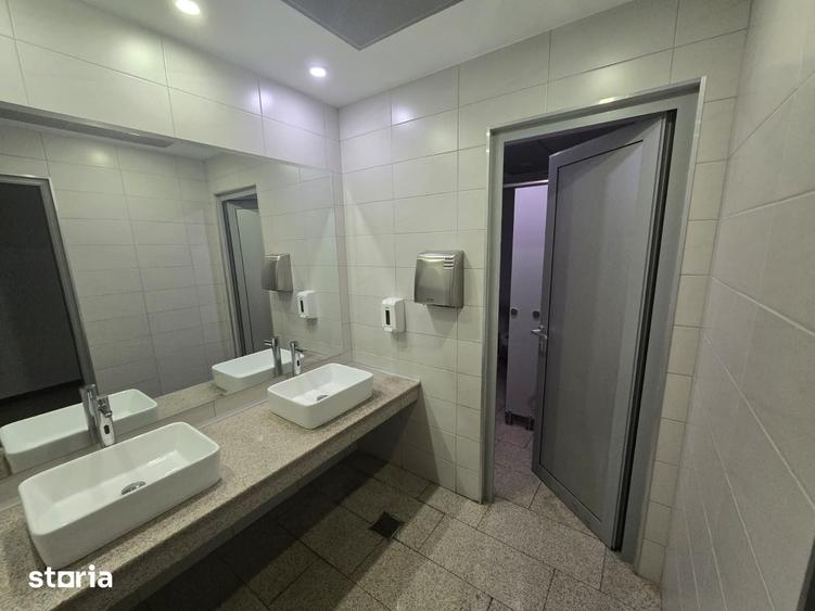 Spațiu comercial, de 150 mp, în Ultracentral