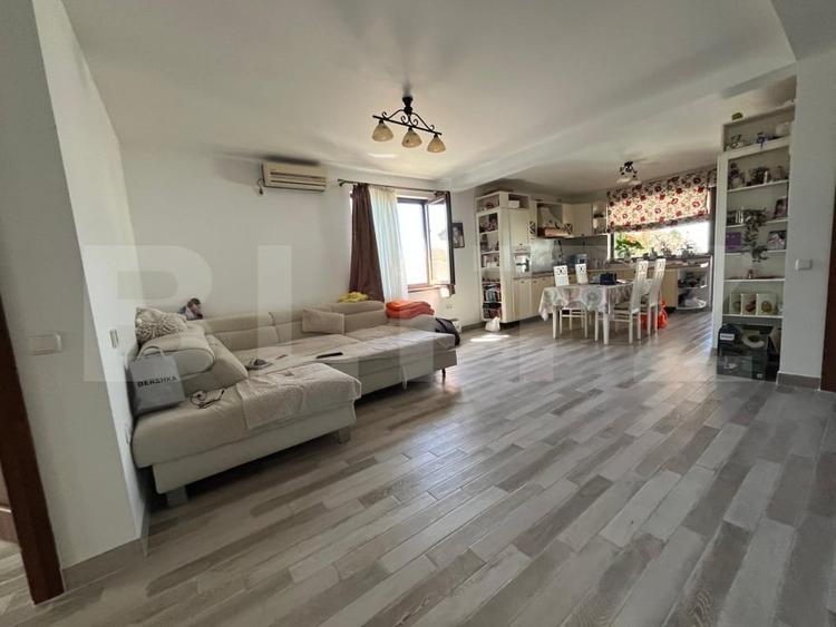 Casă individuală cu 3 camere cu Canalizare în Sântandrei