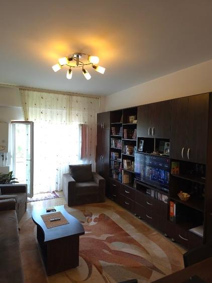 Apartament cu 2 camere decomandat, mobilat în Chiajna