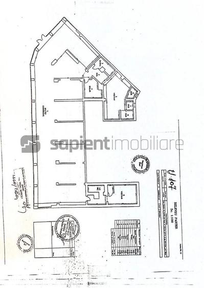 Spațiu comercial, de 300 mp, în Centura