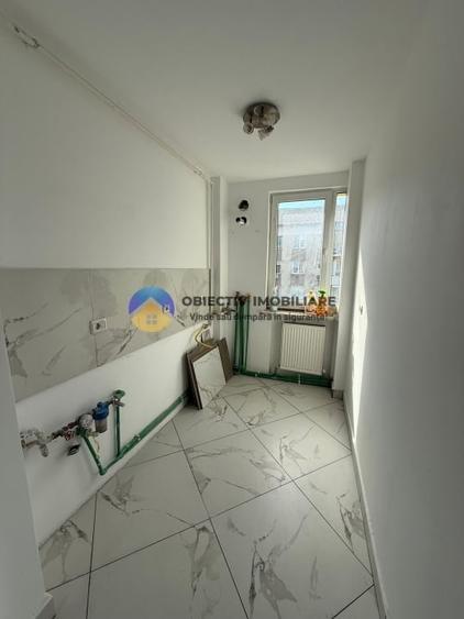 Apartament cu 2 camere semidecomandat în Dărmănești